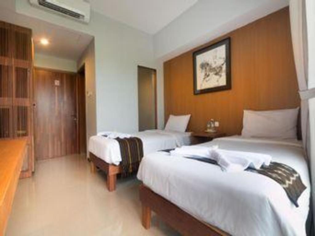 Hadi Poetra Hotel Kuta Lombok Exterior foto