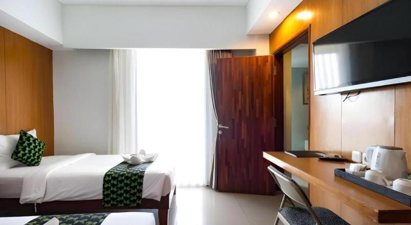 Hadi Poetra Hotel Kuta Lombok Exterior foto