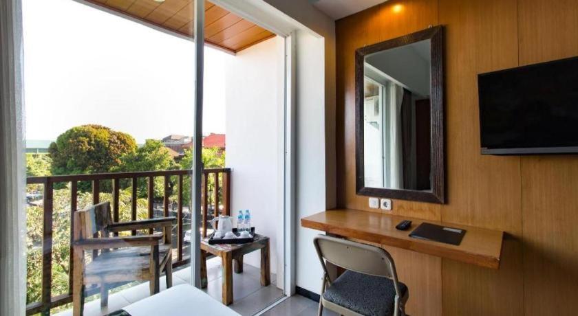 Hadi Poetra Hotel Kuta Lombok Exterior foto