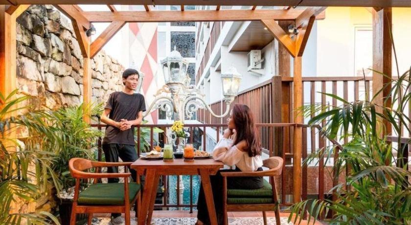 Hadi Poetra Hotel Kuta Lombok Exterior foto