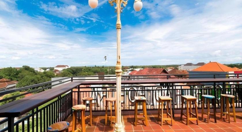 Hadi Poetra Hotel Kuta Lombok Exterior foto